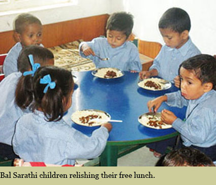 children eating